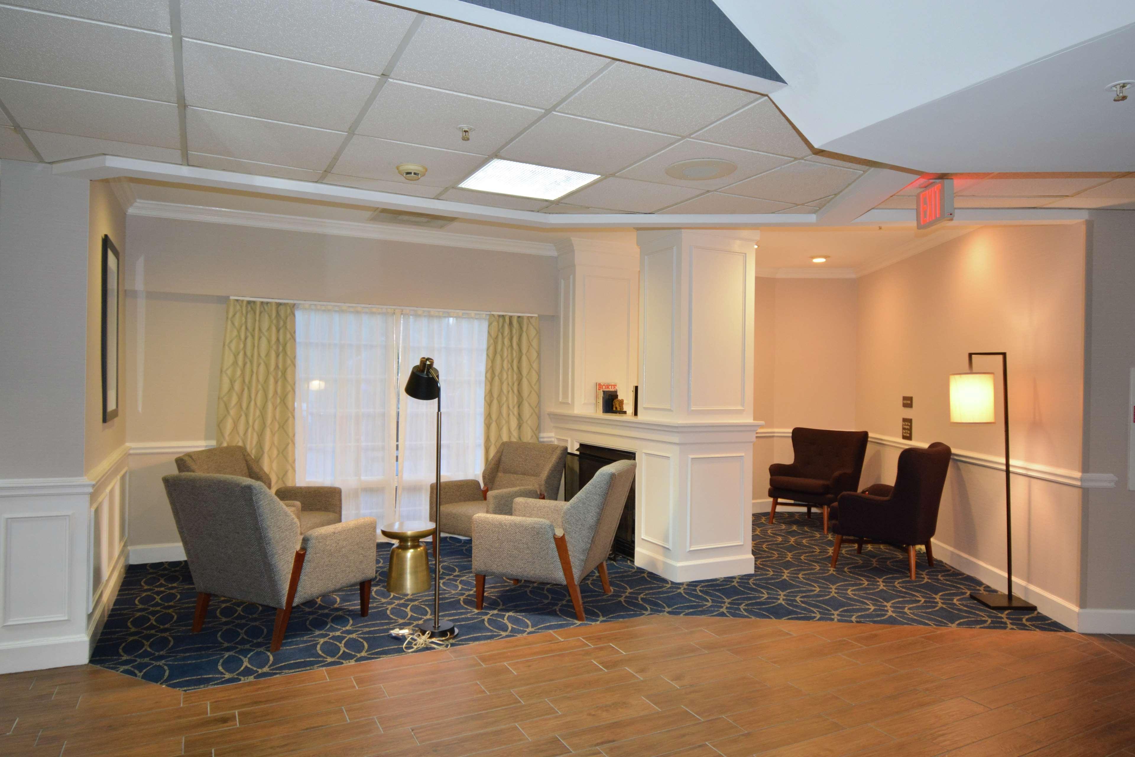 Hampton Inn Salem East - Electric Road Eksteriør bilde