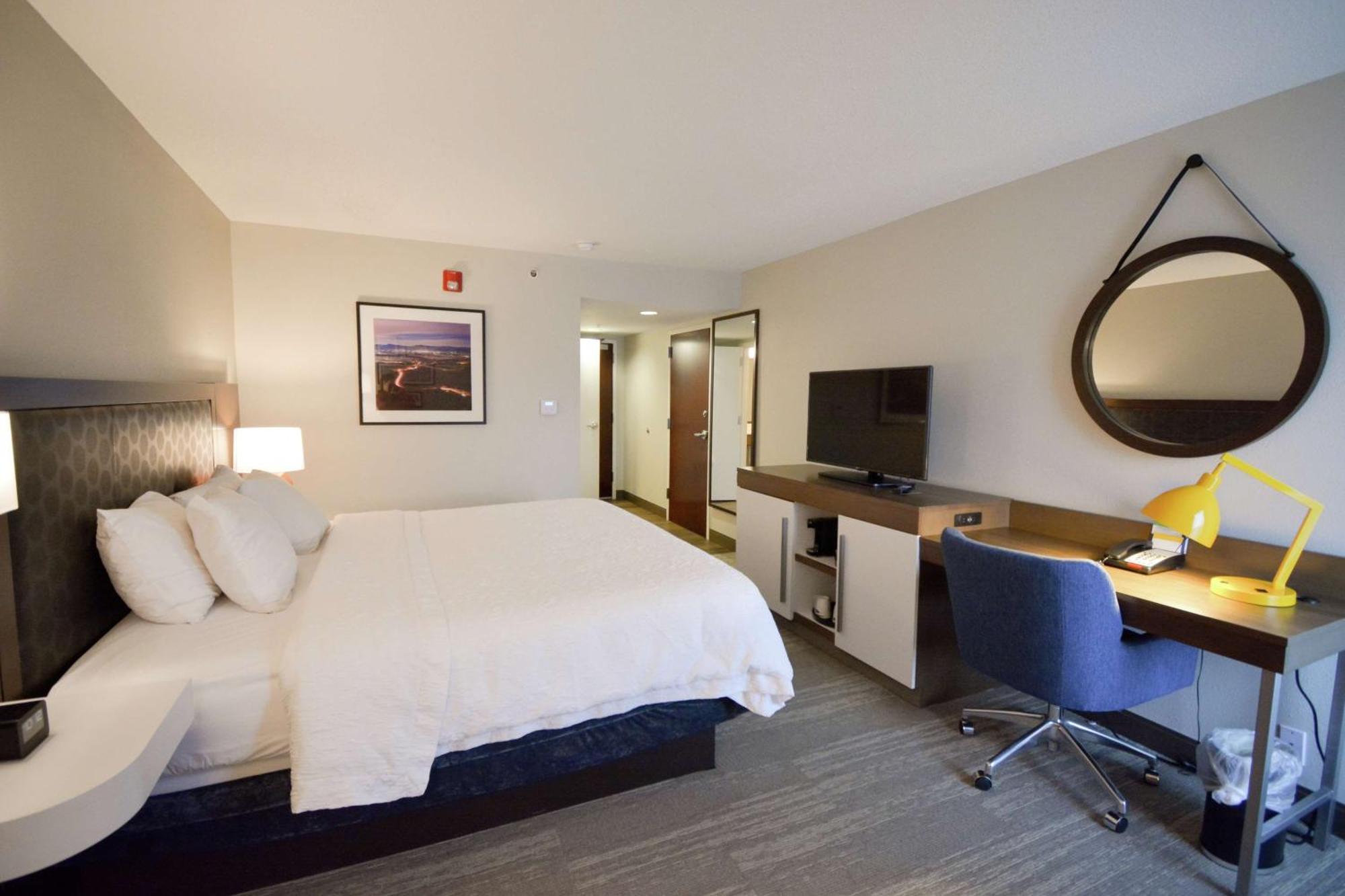 Hampton Inn Salem East - Electric Road Eksteriør bilde