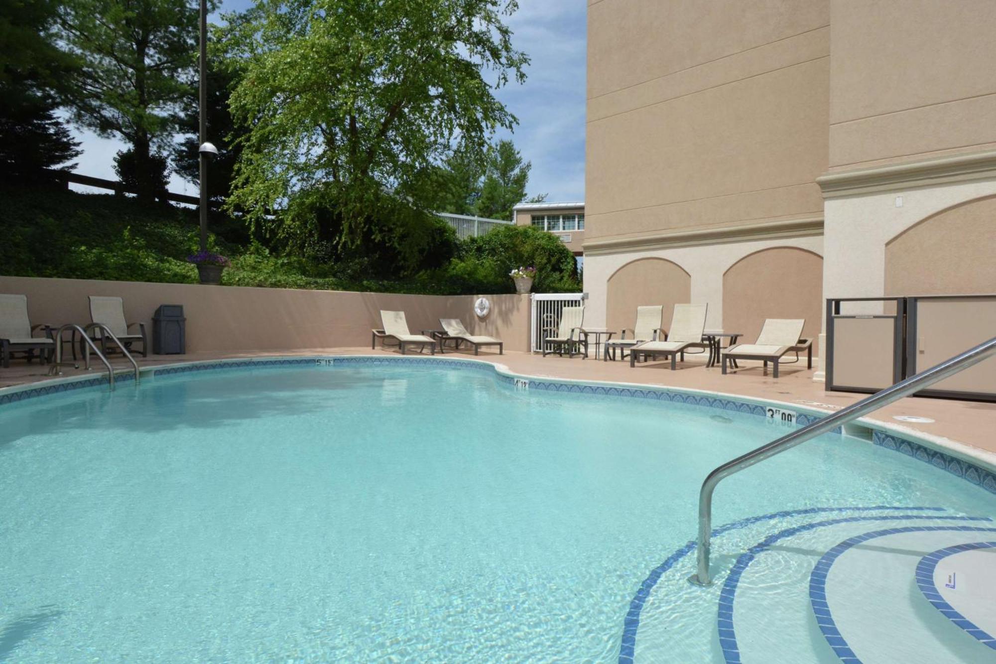 Hampton Inn Salem East - Electric Road Eksteriør bilde