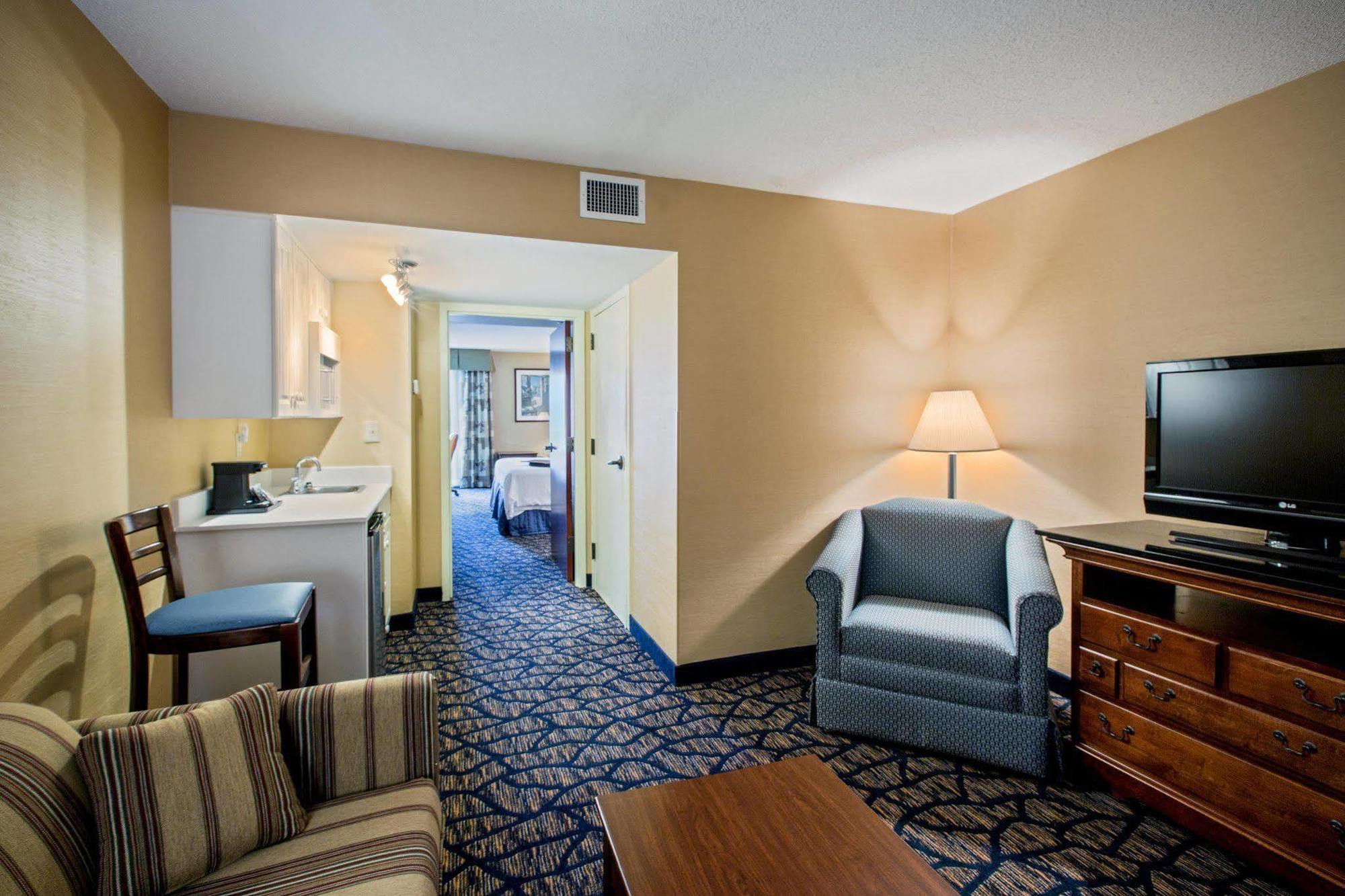 Hampton Inn Salem East - Electric Road Eksteriør bilde